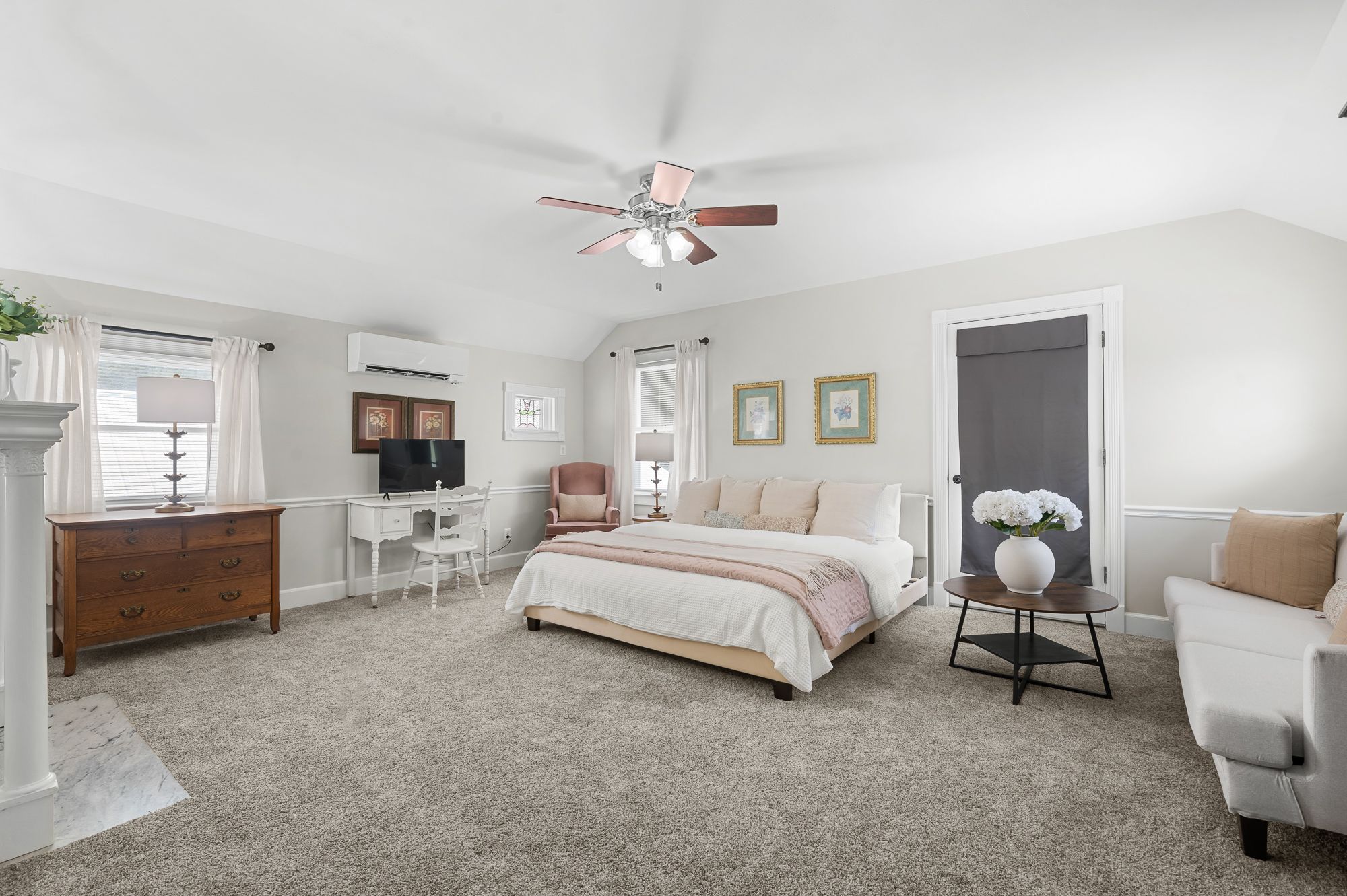 The Garden themed room